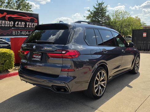 Used 2020 BMW X7 M50i w/ Dynamic Handling Package AWD/4WD image 8