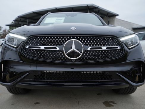 New 2026 Mercedes-Benz GLC 300 GLC 300 image 10