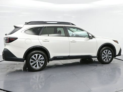 Used 2020 Subaru Outback Premium AWD/4WD image 8