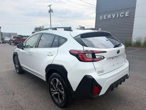 Used 2025 Subaru Crosstrek 2.5i Premium AWD/4WD image 4