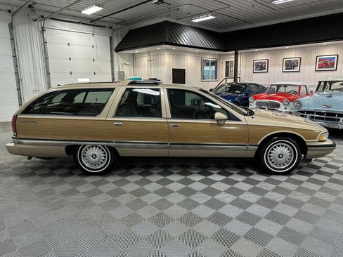Used 1993 Buick Roadmaster Estate image 7