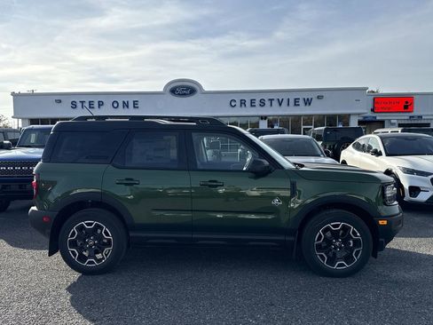New 2025 Ford Bronco Sport Outer Banks w/ Outer Banks Tech Package+ AWD/4WD image 4