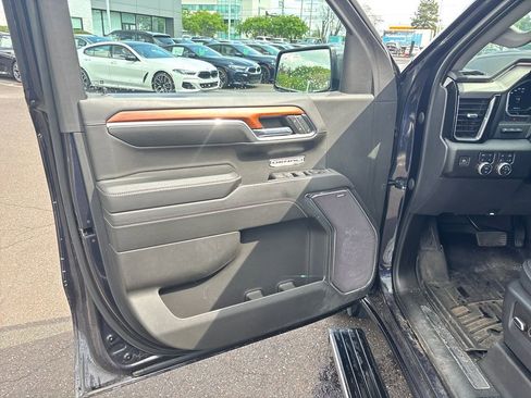 Used 2023 GMC Sierra 1500 Denali w/ Denali Reserve Package image 10