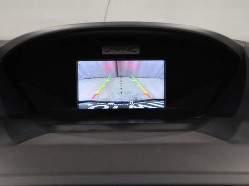 Used 2018 Ford Escape SE image 25