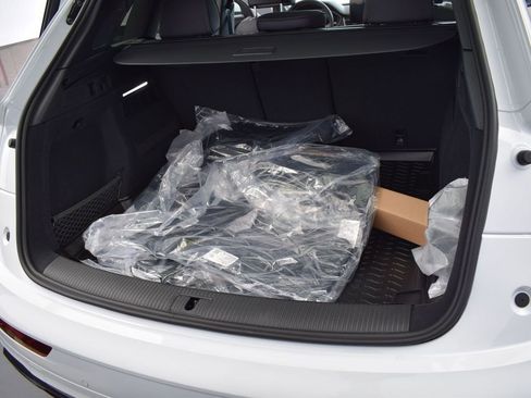 Certified 2025 Audi Q5 2.0T Premium Plus w/ Premium Plus Package image 22