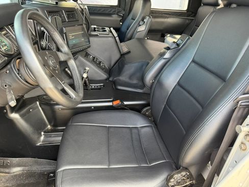 Used 1993 HUMMER H1 4-Door Open Top AWD/4WD image 9