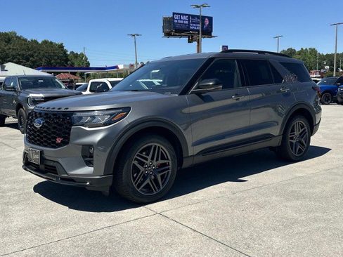 New 2026 Ford Explorer ST AWD/4WD image 3
