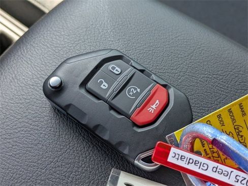 New 2025 Jeep Wrangler Unlimited Sport image 33