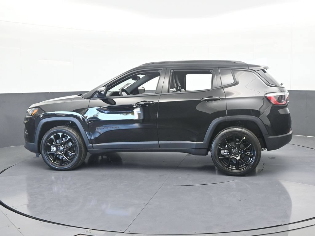 New 2026 Jeep Compass Latitude AWD/4WD image 5