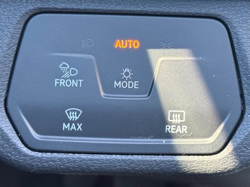 Used 2021 Volkswagen ID.4 Pro S image 15