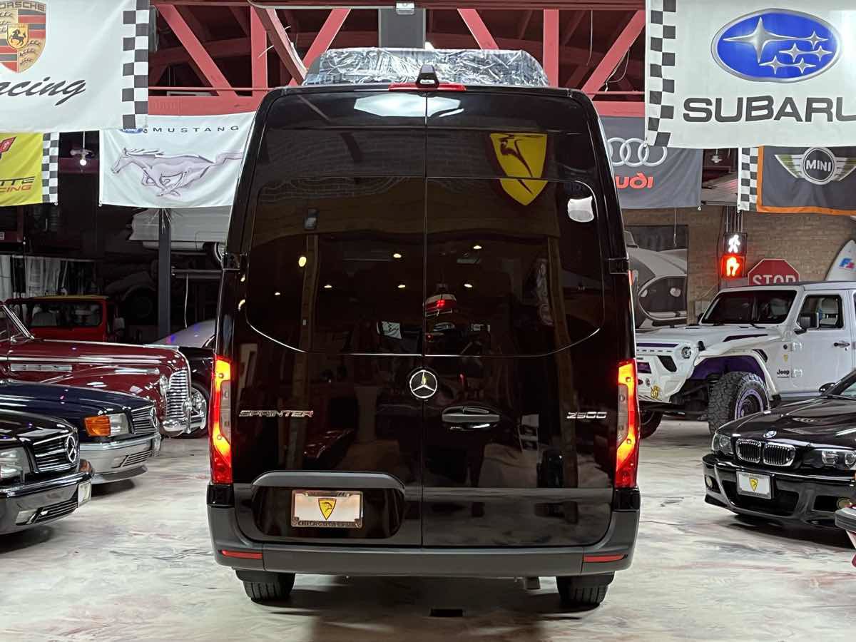 Used 2025 Mercedes-Benz Sprinter 2500 image 8