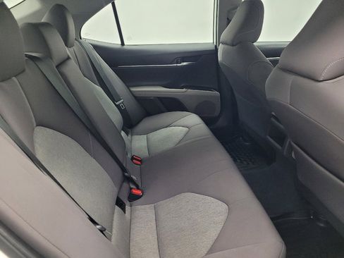 Used 2023 Toyota Camry LE image 19