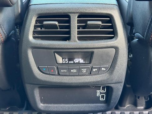Used 2022 Honda Pilot TrailSport image 18