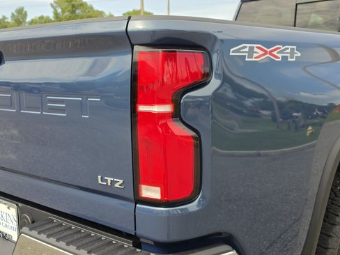 New 2026 Chevrolet Silverado 3500 LTZ w/ LTZ Premium Package AWD/4WD image 14