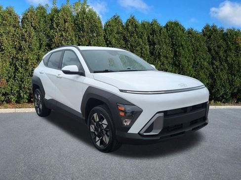 Certified 2024 Hyundai Kona SEL AWD/4WD image 3