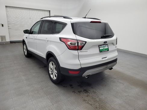 Used 2018 Ford Escape SE image 5