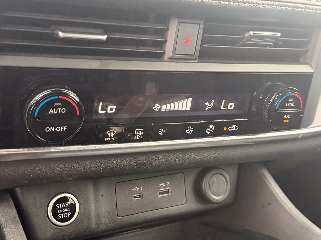 Certified 2023 Nissan Rogue SV FWD image 19