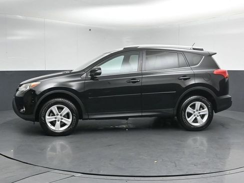 Used 2014 Toyota RAV4 XLE FWD image 8