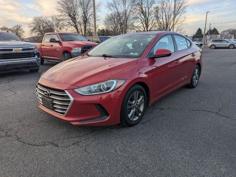 Used 2018 Hyundai Elantra SEL image 3