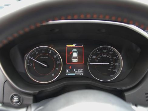 Used 2019 Subaru Crosstrek 2.0i Limited w/ Moonroof Package w/Navigation AWD/4WD image 24