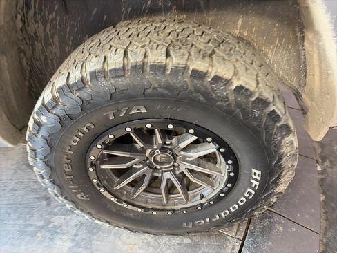 Used 2019 RAM 1500 Limited image 17