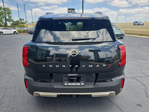 Used 2025 MINI Cooper Countryman S w/ Comfort Package Max image 5