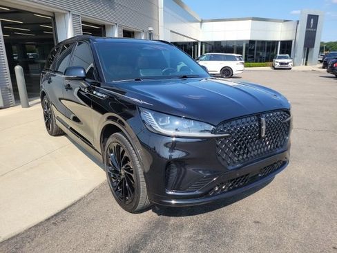 Certified 2025 Lincoln Aviator Reserve w/ Equipment Group 201A AWD/4WD image 15