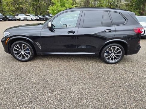 Used 2022 BMW X5 M50i w/ Executive Package AWD/4WD image 2