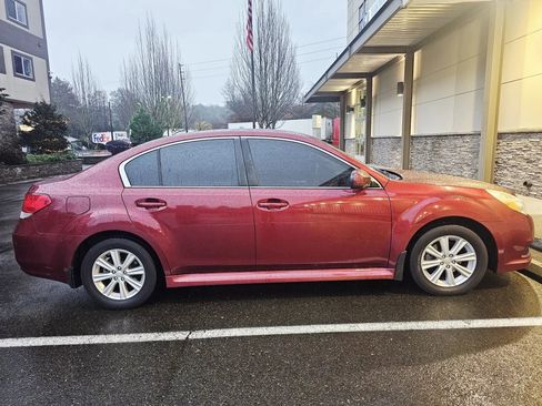 Used 2011 Subaru Legacy 2.5i Premium w/ All-Weather Pkg image 6