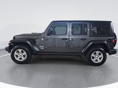 Used 2018 Jeep Wrangler Unlimited Sport S AWD/4WD image 7