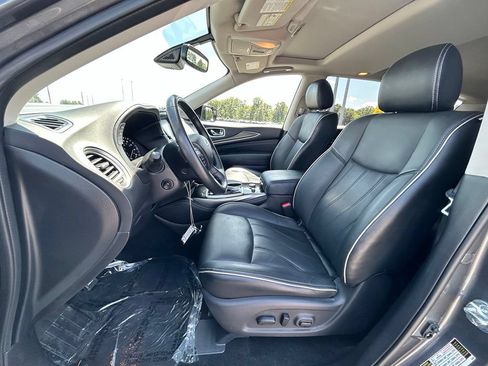 Used 2019 INFINITI QX60 Luxe w/ Essential Package AWD/4WD image 14