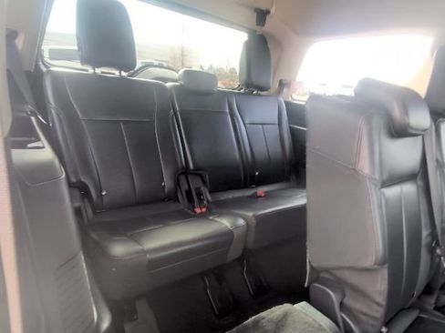 Used 2024 Ford Expedition XLT image 33