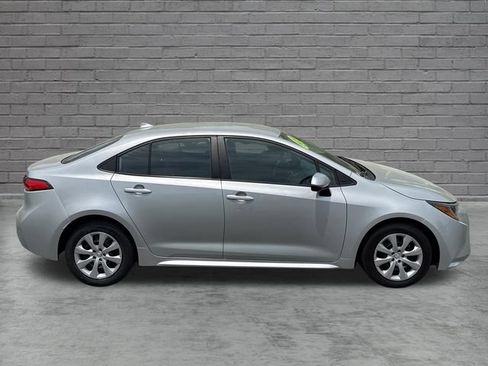 Used 2024 Toyota Corolla LE FWD image 8
