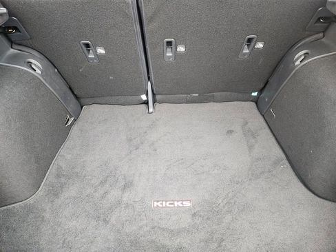 Used 2023 Nissan Kicks SV image 31