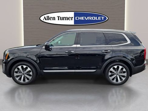Used 2022 Kia Telluride S FWD image 9