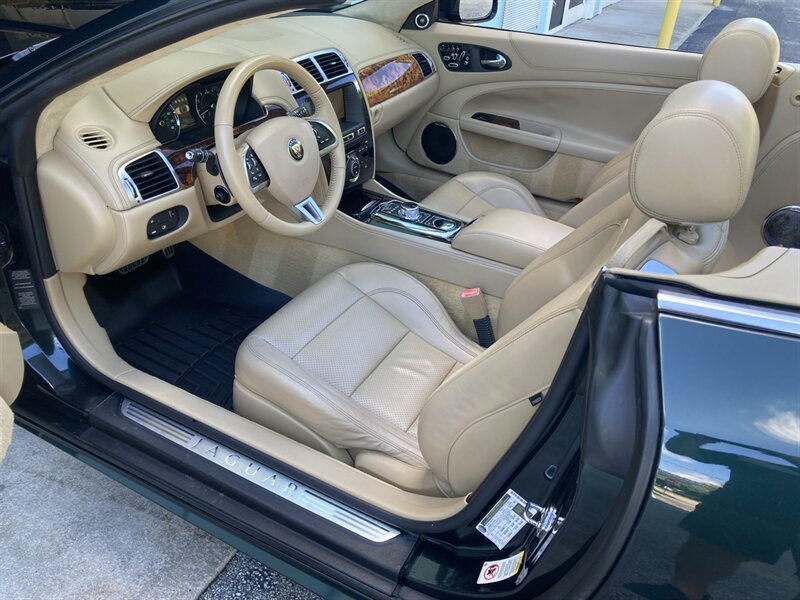 Used 2015 Jaguar XK Convertible RWD image 14