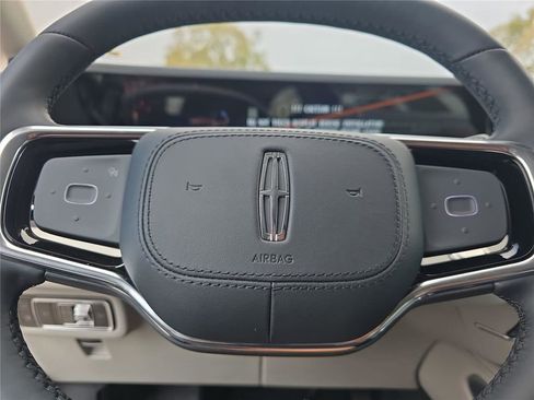 New 2026 Lincoln Nautilus Premier w/ Equipment Group 102A AWD/4WD image 19