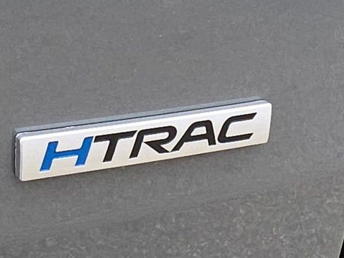 Certified 2025 Hyundai Santa Cruz SE image 10