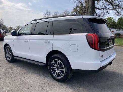 Used 2025 Ford Expedition Active image 7