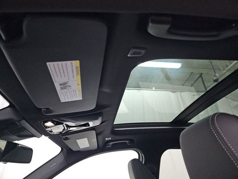 Used 2023 BMW X1 xDrive28i w/ Convenience Package image 9