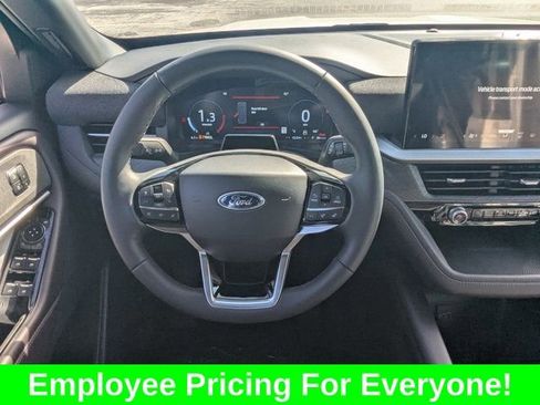 New 2026 Ford Explorer Platinum RWD image 17