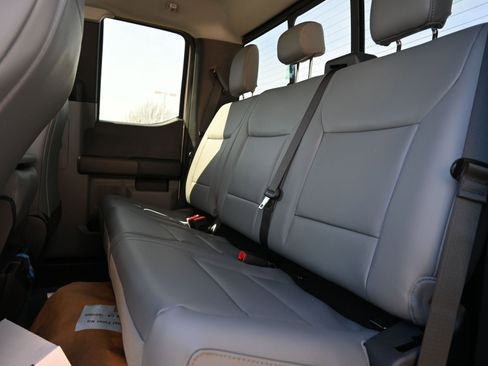 New 2026 Ford F550 4x4 Supercab Super Duty image 13