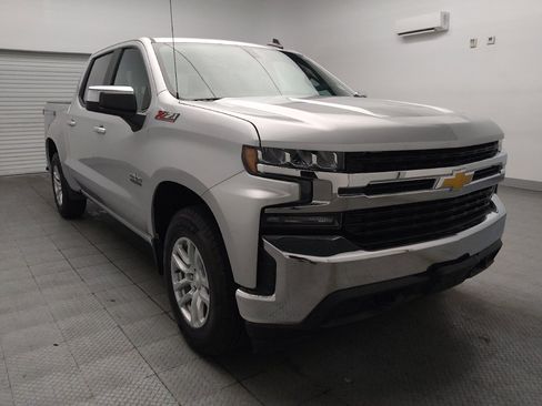 Used 2019 Chevrolet Silverado 1500 LT w/ Texas Edition AWD/4WD image 13