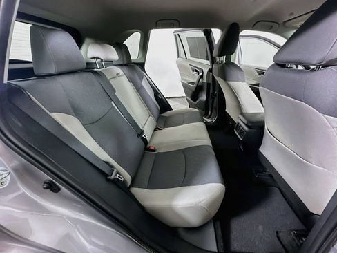 Used 2024 Toyota RAV4 XLE FWD image 11