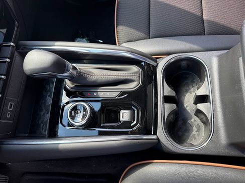New 2026 GMC Canyon AT4 AWD/4WD image 27