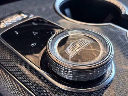 Certified 2025 Cadillac Optiq Luxury 2 w/ LPO, Floor Liner Package image 23