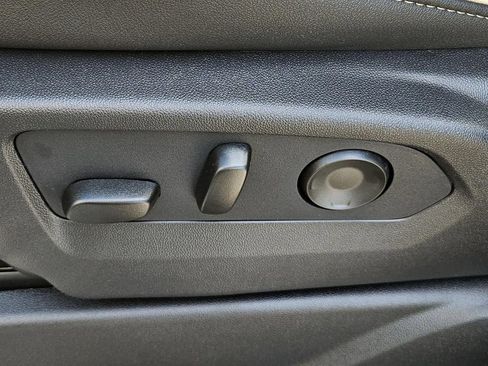 New 2025 Chevrolet Tahoe Premier image 24