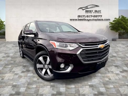 Used 2019 Chevrolet Traverse LT w/ LT Premium Package FWD image 1