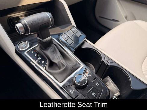 Used 2025 Kia Sportage EX image 27