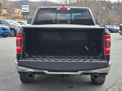 Used 2019 RAM 1500 Laramie image 12